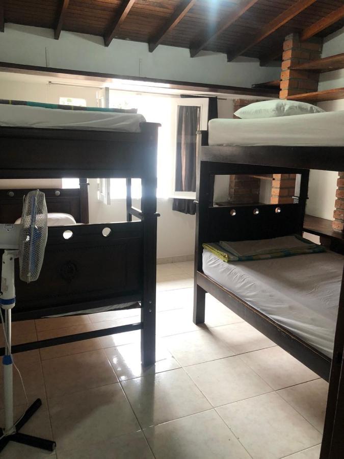 New Memphis Hostal Medellín Eksteriør billede