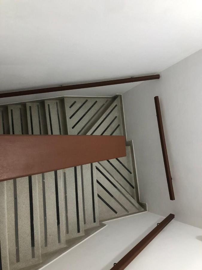 New Memphis Hostal Medellín Eksteriør billede