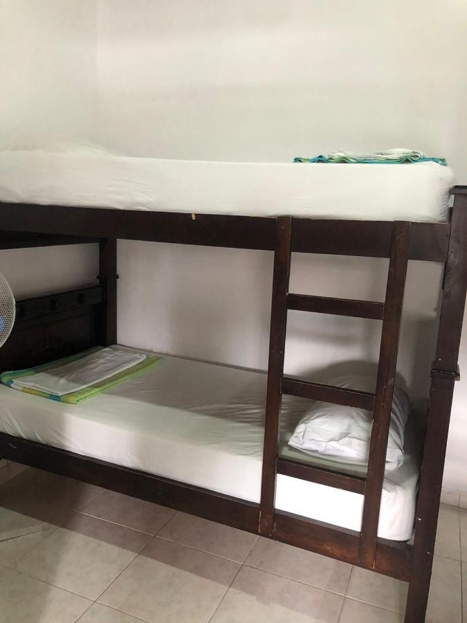 New Memphis Hostal Medellín Eksteriør billede