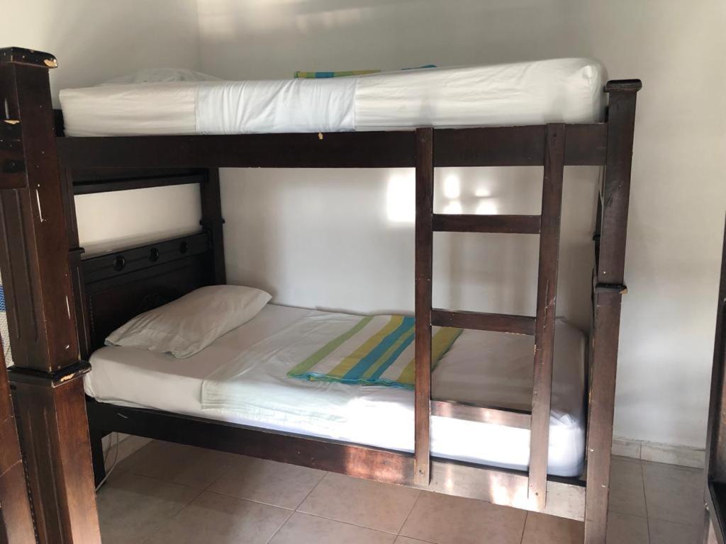 New Memphis Hostal Medellín Eksteriør billede